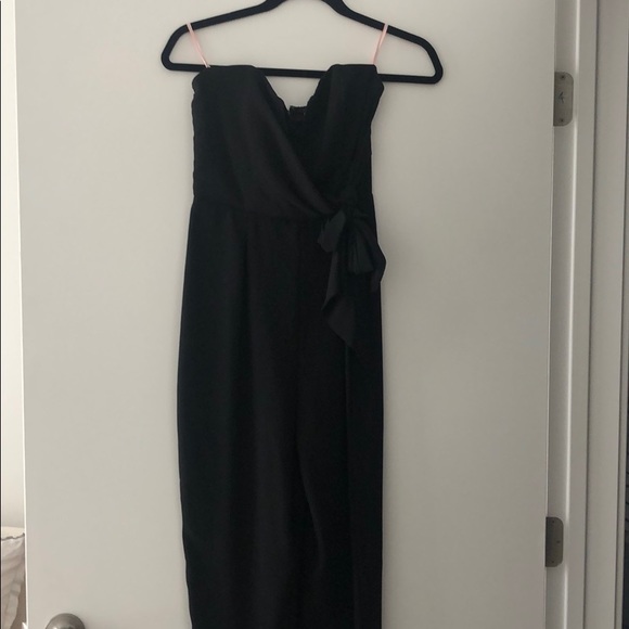 Forever 21 Contemporary Black Jumpsuit - Picture 1 of 5